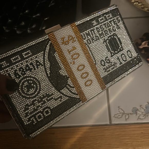 Cash clutch💯Vegas Style clutch with rhinestones $10,000 - Picture 6 of 6